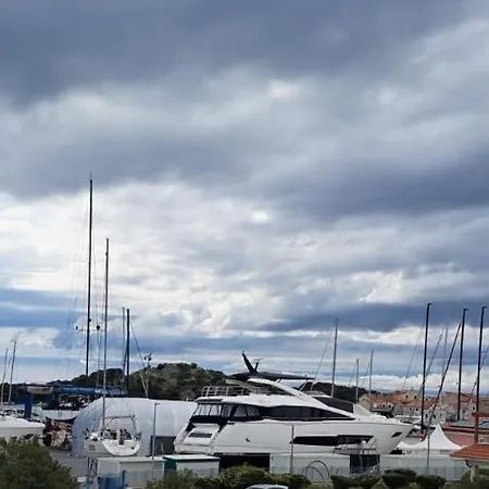 Vlahov *
